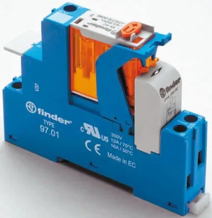 Produktfoto 1 von Finder 4C Interface Relais 230V ac, 1-poliger Umschalter DIN-Hutschiene 5mA