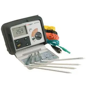 Produktfoto 1 von Megger DET4TD2 LCD Erdungsprüfgeräte-Kit, bis 20 kΩ CAT IV 100V