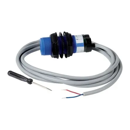 Produktfoto 1 von Eaton E53 M30 Kapazitiver Näherungssensor 20 mm, Gewinderohr / 300mA PnP, IP65 30 V dc