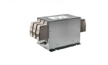 Schurter FMBC EP Netzfilter, 520V ac, 80 A, Chassismontage 15.8 W, Schraubklemmen, 3-phasig 0.8 mA / 50Hz, 60 Hz 2