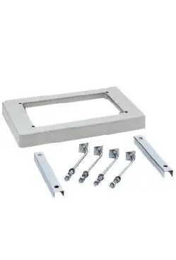 Produktfoto 1 von Schneider Electric PanelSeT Polyester Sockel Gehäusezubehör Grau, für Thalassa PLA, H. 60 mm