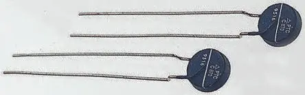 Produktfoto 1 von TDK B599 Thermistor 55 Ω, PTC 7.5 mm 35 mm, Kurzschlussschutz, Überstromschutz 3.5 mm, Toleranz 25 % AEC-Q200