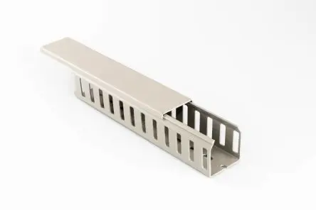 Produktfoto 1 von Betaduct 1046 Grau, 75mm x 75 mm Polyvinylchlorid, Länge 2 m, Seitenwand Offen