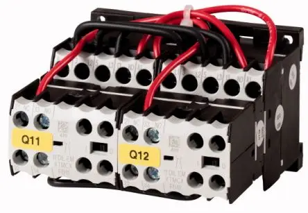 Produktfoto 1 von Eaton DIUL Wendeschütz 230V ac, 240 V ac-Spule, 3-polig, 230V ac / 9 A 240V ac 4 kW 6 Schließer Umkehrend