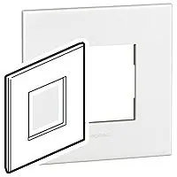 Produktfoto 1 von Legrand 5 752 Lichtschalterabdeckung Weiß Polycarbonat 1 Ausbrüche B. 92mm