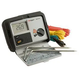 Produktfoto 1 von Megger DET3TD LCD Erdungsprüfgeräte-Kit, bis 2 kΩ CAT IV 100V, ISO-kalibriert