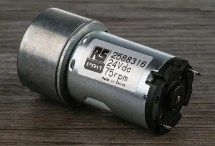 Produktfoto 1 von RS PRO IG33 M. Getriebe DC-Getriebemotor bis 20 Ncm 50:1, 24V dc / 1.692 W, 75U/min, Wellen-Ø 5 mm, 27.7mm x 57.8 mm x