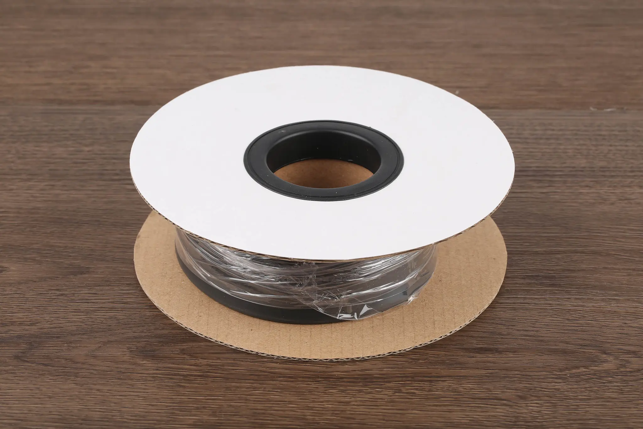 Produktfoto 1 von RS PRO RS PRO Wärmeschrumpfschlauch, Polyolefin Schwarz, Ø 24 mm Schrumpfrate 3:1, Länge 3m