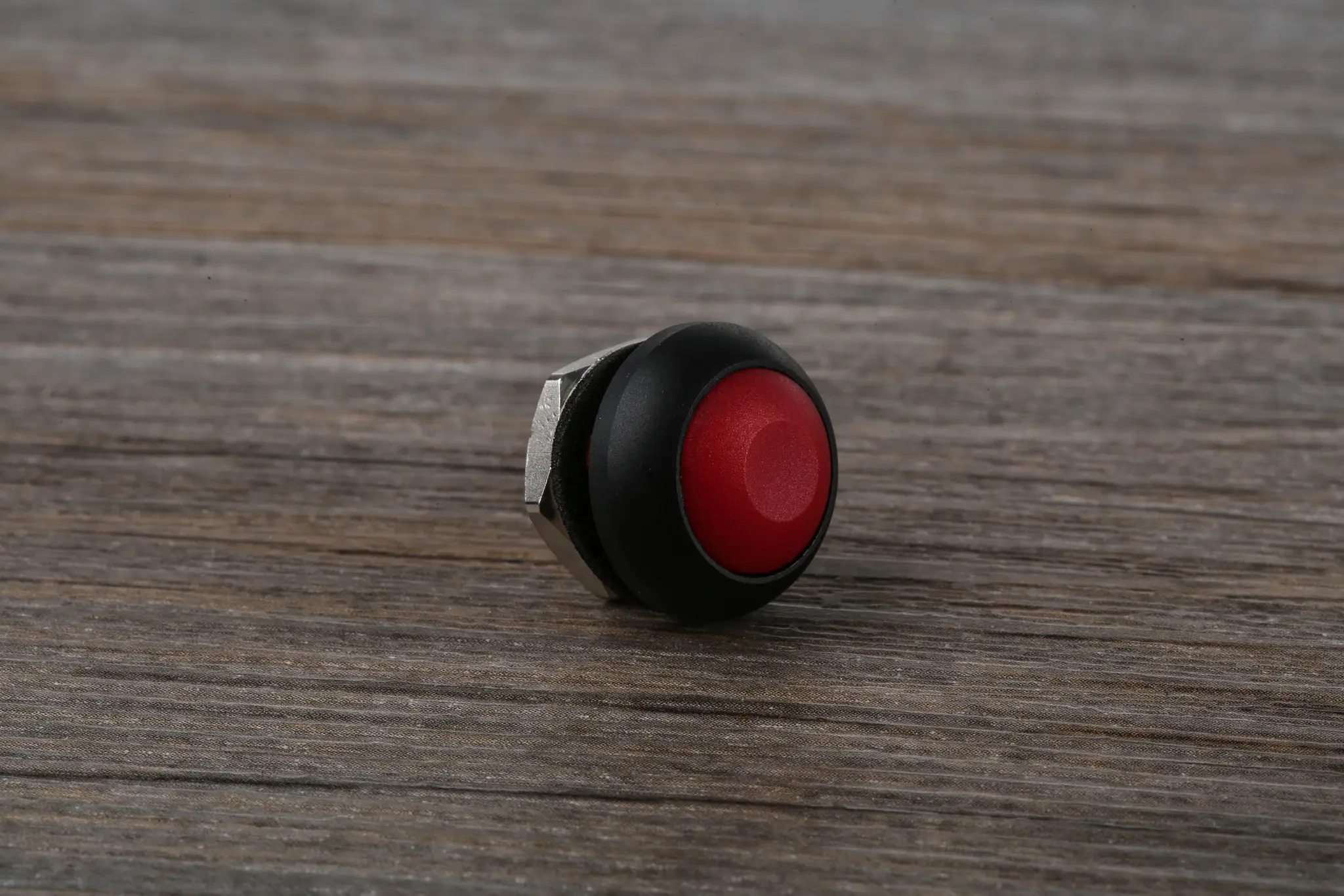 Produktfoto 1 von RS PRO PASX Miniaturdruckschalter Rot Tastend Panel Ø 13.6 mm, SPST / 400mA 50 V dc 32 V ac, IP67