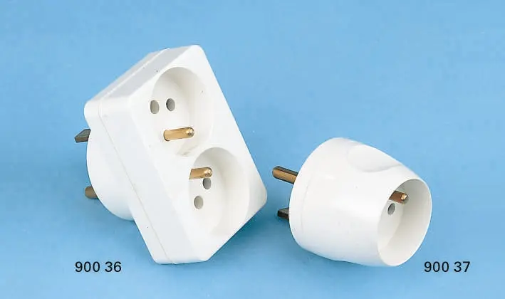 Produktfoto 1 von Legrand Adapter Dänemark Dänemark Adapter 16A