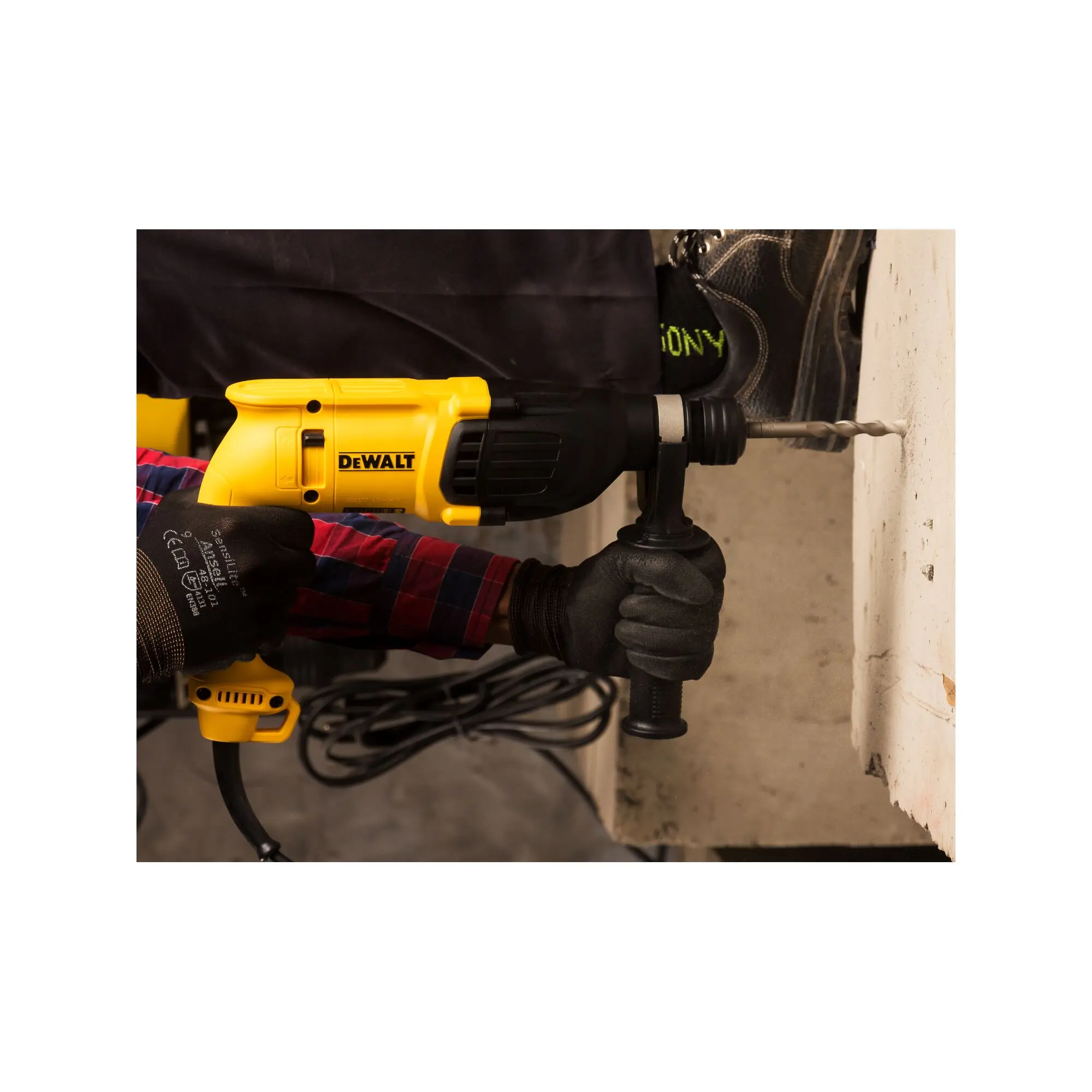 Produktfoto 1 von DeWALT D25 Mit Leitung Bürstenlos 710 W
