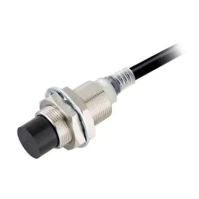 Produktfoto 1 von Omron E2E M18 Induktiver Näherungssensor, Kurzer Körper NPN 10 mm, IP67, IP67G, IP69K