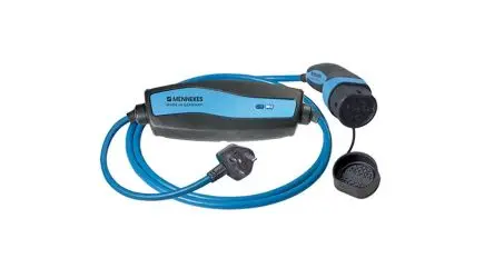 MENNEKES Stecker EV-Ladekabel, 1-phasig, 10A Nennstrom, 7160 mm, Abgeschlossen, 250V, IP69K