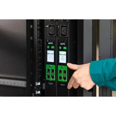 Produktfoto 1 von APC Easy Rack PDU IEC 60320 C13 Steckdosenleiste, 20-fach 32A IEC 60309 32A, 2.99mm Kabel, 230V