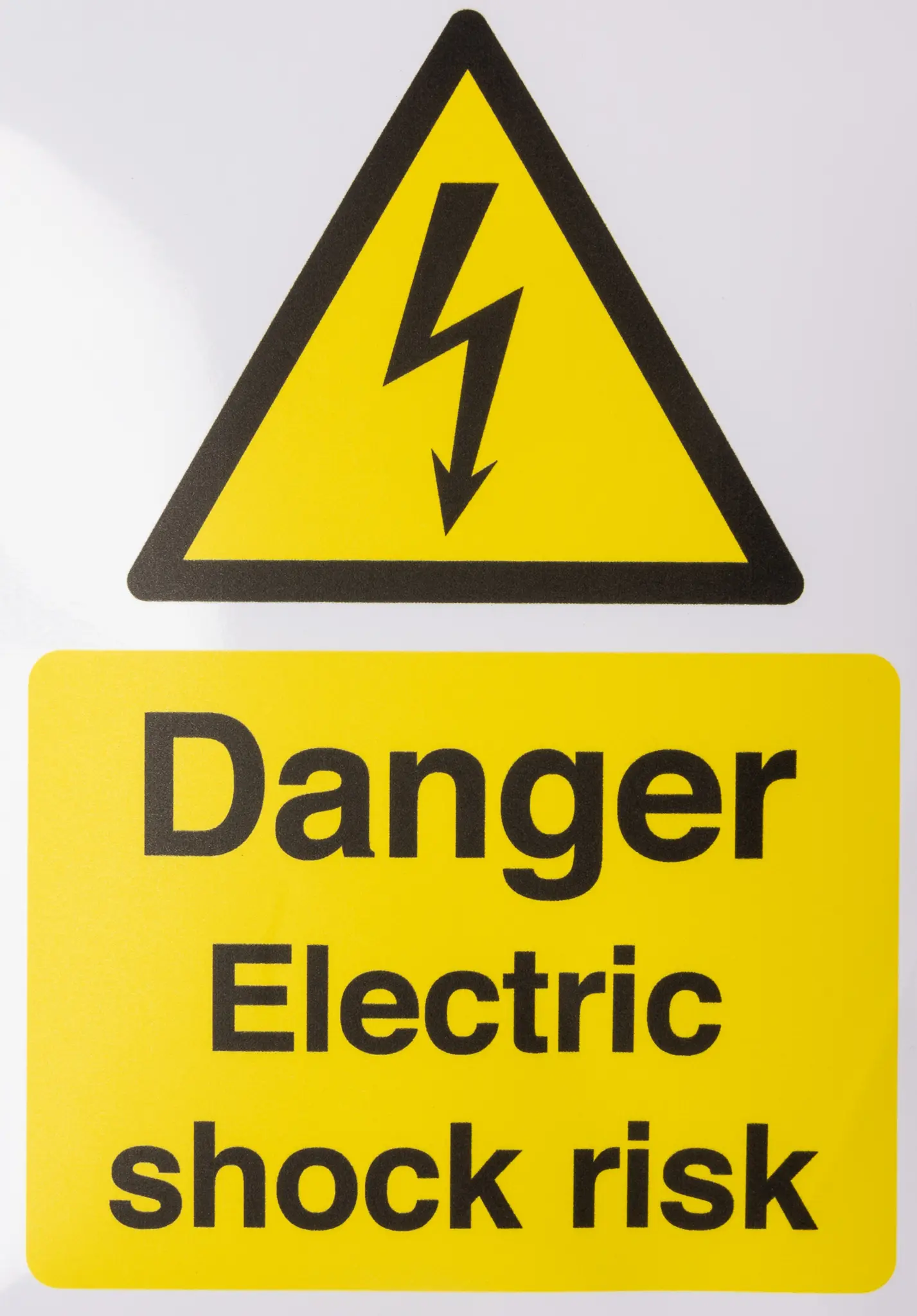 Produktfoto 1 von RS PRO Gefahren-Warnschild, Polyester Selbstklebend Englisch 'Symbol für Stromschlaggefahr' 'Danger Electric Shock