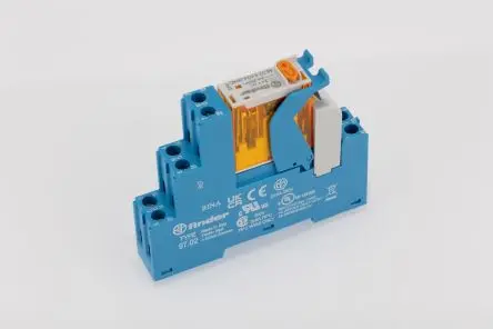 Produktfoto 1 von Finder 4C Interface Relais 24V ac, 2-poliger Umschalter DIN-Hutschiene 45mA