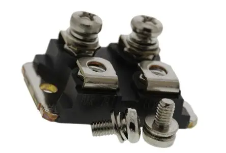 Produktfoto 1 von STMicroelectronics STTH6006TV Panel Diode Wechselnd Isoliert, 600 V / 30 A, 4-Pin ISOTOP