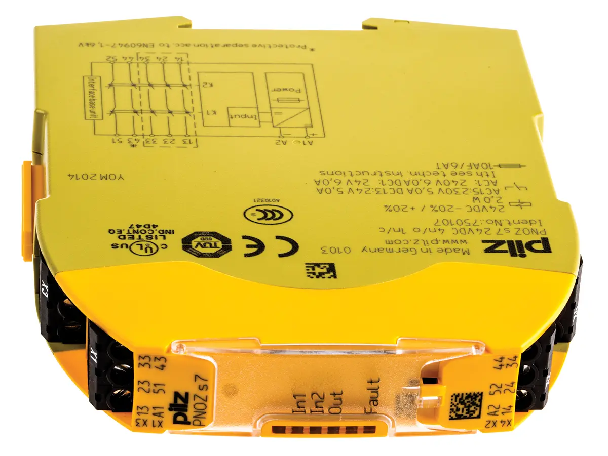 Produktfoto 1 von Pilz PNOZsigma Ausgangsmodul, 24 V dc 4 Schließer, 1 Öffner / 5 Ausgänge / 2 W