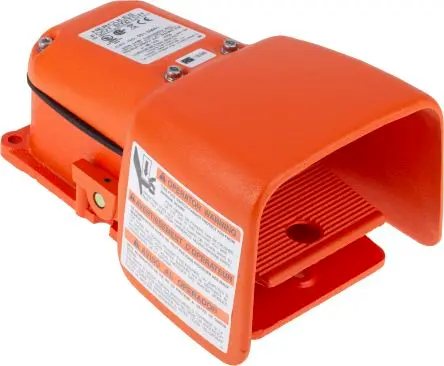 Produktfoto 1 von RS PRO Hohe Beanspruchung Hercules Fußschalter Tastend, 1-poliger Wechsler Gusseisen, 20A 250 V ac, IP56