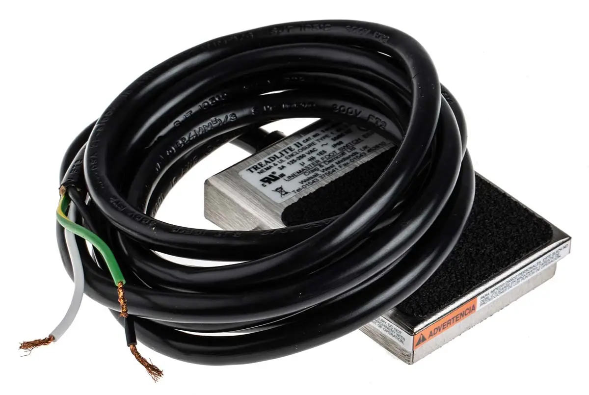 Produktfoto 1 von RS PRO Fußschalter Typ Tast-Fußschalter Tastend, 1-poliger Schließer, 3 A @ 125 V ac Edelstahl 250V, IP 68