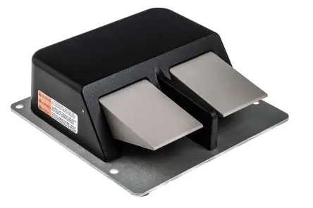 Produktfoto 1 von RS PRO Mittelschwere Einsätze Classic IV Fußschalter Tastend, 1-poliger Wechsler Aluminium, 16A 250 V ac, IP68