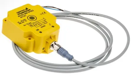 Produktfoto 1 von Turck M12 Induktiver Näherungssensor, Kubisch PnP / 200mA 75 mm, IP68 65 V dc