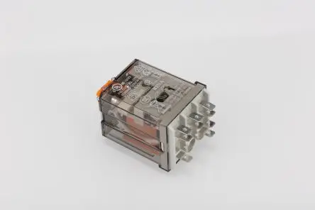Produktfoto 1 von Finder 62 Leistungsrelais 230V Spule Dreipoliger Umschalter DIN-Hutschiene 16A 5 kΩ