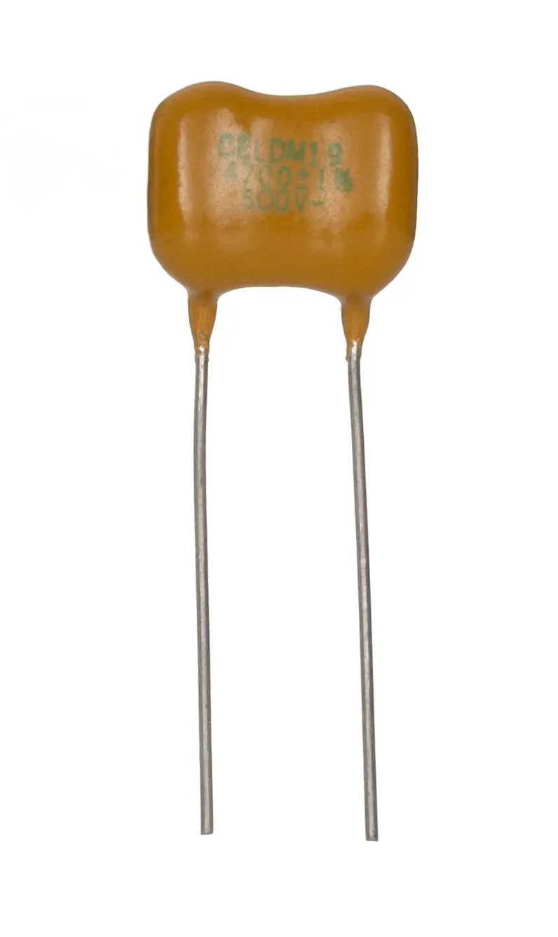 Produktfoto 1 von RS PRO D Glimmerkondensator 4.7 nF 500V dc ±1 %, Raster 8.89 mm Radial 150 °C