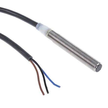 Produktfoto 1 von Omron E2A M8 Induktiver Näherungssensor, Gewinderohr PnP / 200mA, IP67 240 V ac 32 V dc