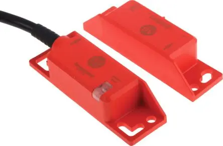 Produktfoto 1 von Guardmaster 440N RFID 3 m Kabel Berührungsloser Sicherheitsschalter 24V dc aus Kunststoff, 3 PNP / 1, Kodierschalter