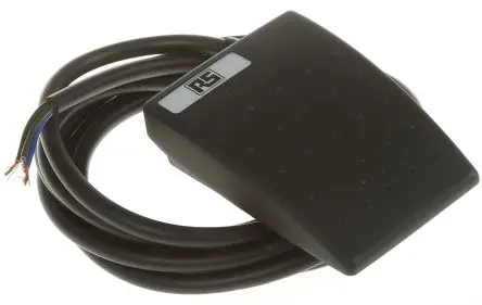 Produktfoto 1 von Herga Universal 6221 Fußschalter Tastend, 1-poliger Umschalter Glasfaserverstärktes Nylon 66, 3A 250 V ac, IP67