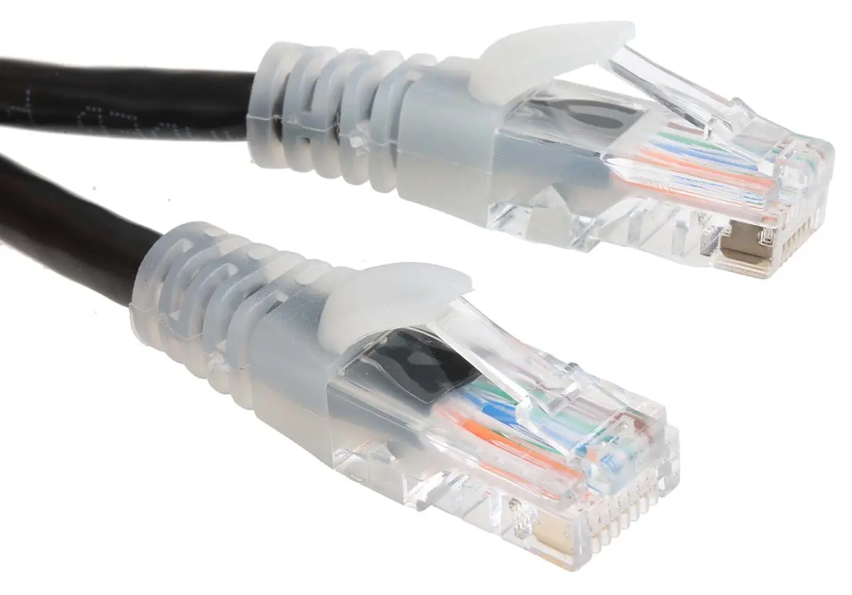 RS PRO Cat5e Ethernet-Kabel, 5 m, Schwarz, A RJ45 Stecker, B RJ45 Stecker Ungeschirmt, Polyvinylchlorid