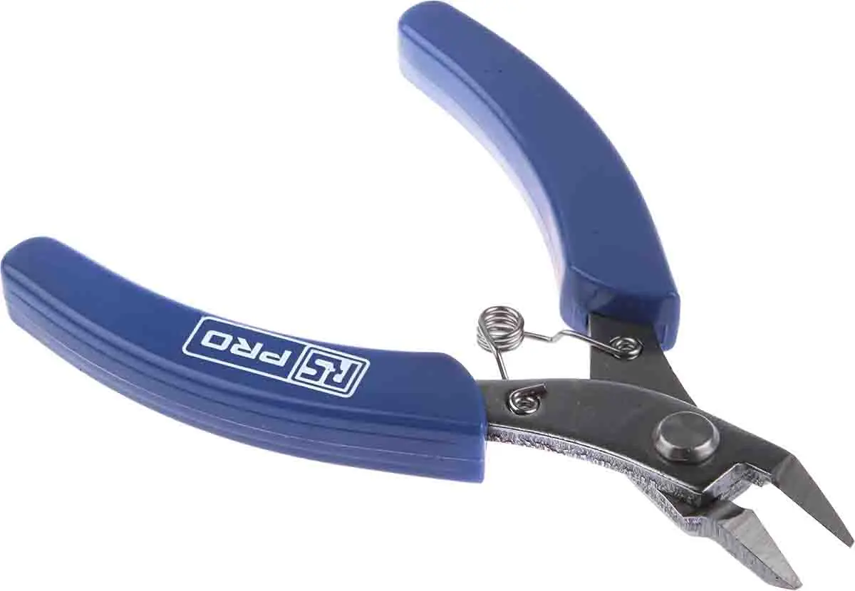 Produktfoto 1 von RS PRO Glatt Kabelschneider Schließer (NO) 110mm / Backen 10mm, Schneidleistung 1.2 mm