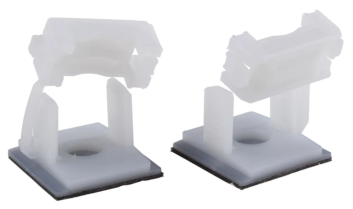 Produktfoto 1 von Thomas & Betts TC Befestigungssockel, Nylon 6.6 Natur 24 mm x 24 mm für 4.3 mm