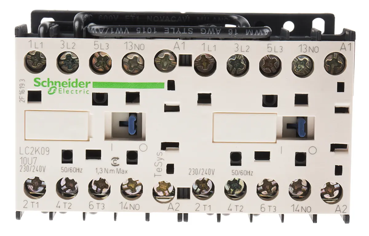 Produktfoto 1 von Schneider Electric TeSys K TeSyS K Wendeschütz 230 → 240 V ac-Spule, 3 -polig , 690 V ac / 9 A 4 kW 3 Schließer