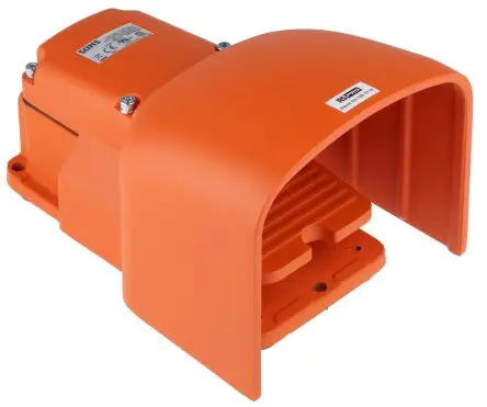 Produktfoto 1 von RS PRO Hohe Beanspruchung Fußschalter Tastend, 1-poliger Wechsler Gusseisen, 20A, IP65
