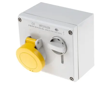 Produktfoto 1 von Scame 500 CEE Steckvorrichtung Überspannungsschutz, Buchse Gelb Gerade 2+E 4 h 16A, 130V, IP44