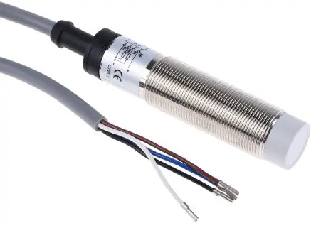 Produktfoto 1 von RS PRO M18 Kapazitiver Näherungssensor 8 mm, Gewinderohr / 200mA PnP, IP67 1000 V ac 30 V dc