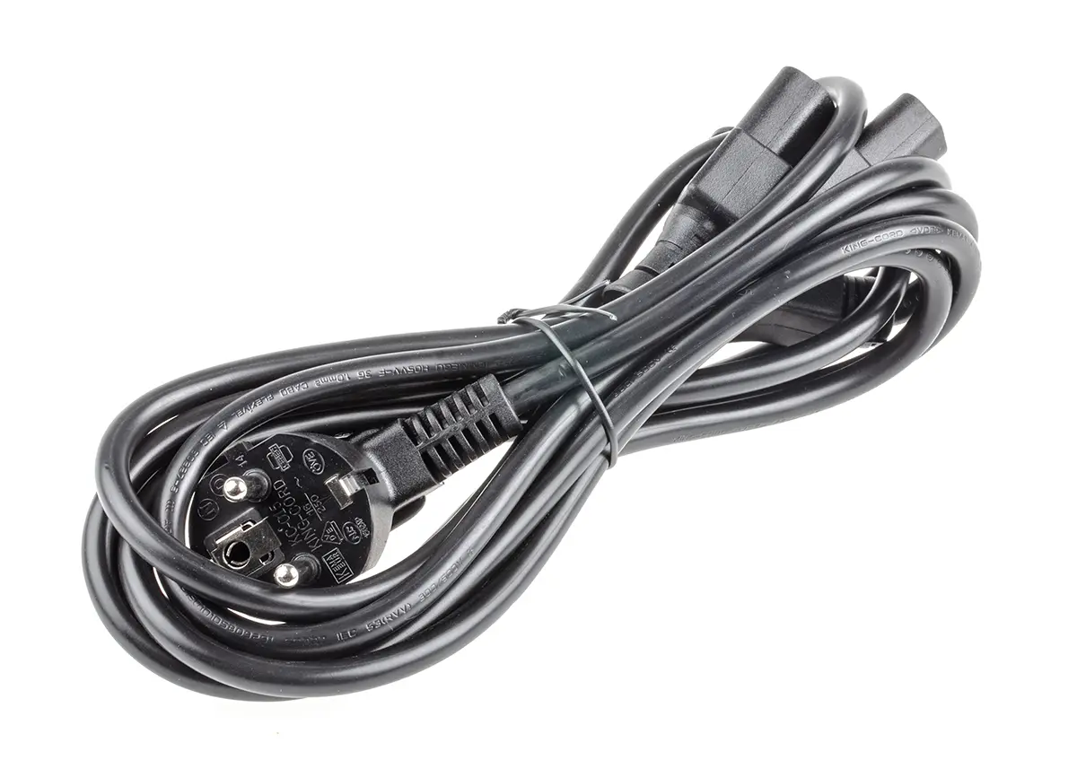 Produktfoto 1 von RS PRO Netzkabel, A IEC C13, B Schutzkontakt, 2.5 m Schwarz Polyvinylchlorid, 250 V