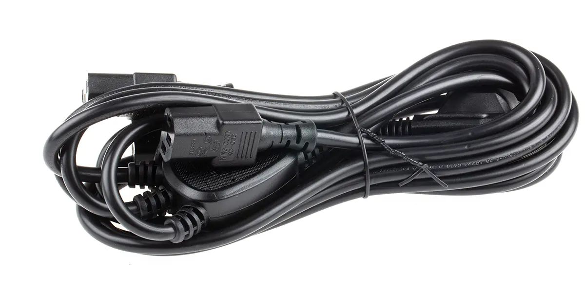 Produktfoto 1 von RS PRO Netzkabel, A IEC C13, B Schutzkontakt, 3 m Schwarz Polyvinylchlorid, 250 V