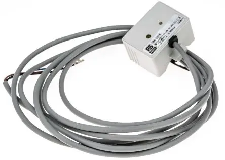 Produktfoto 1 von RS PRO Kapazitiver Näherungssensor 26 mm, Kubisch / 15mA PnP, IP67 1000 V ac 30 V dc
