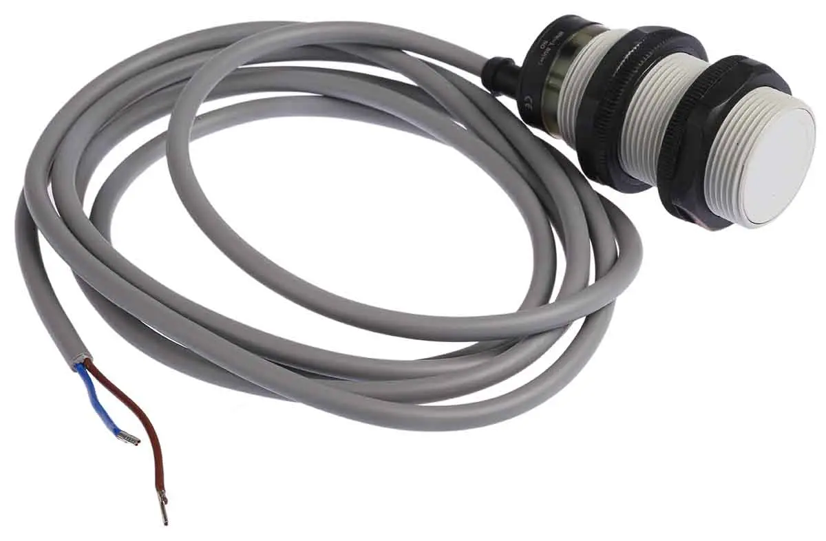 Produktfoto 1 von RS PRO M30 Näherungssensor Kapazitiv, Gewinderohr 10 mm NPN 10 → 30 V dc / 200 mA NO+NC, IP67