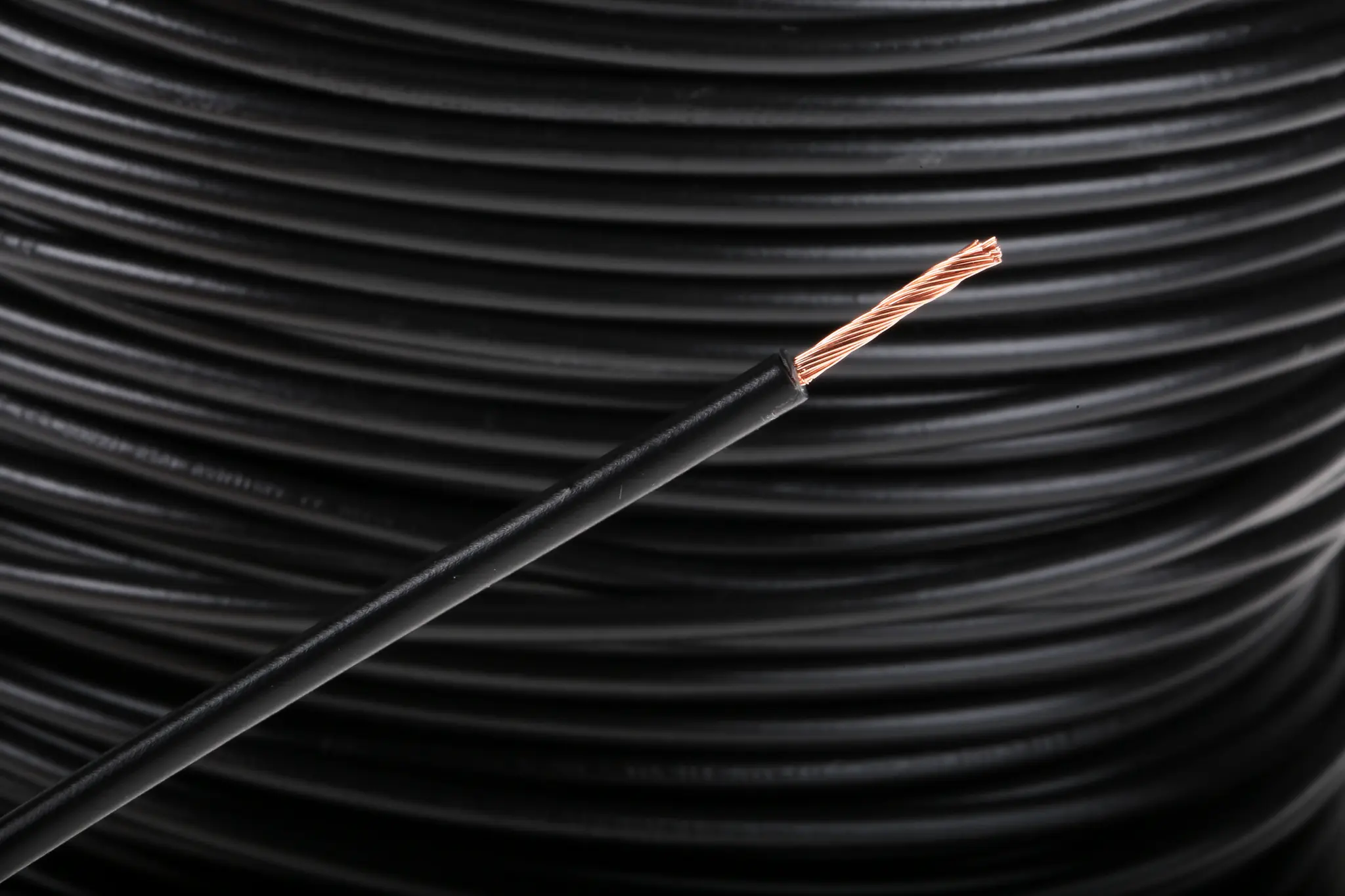 Produktfoto 1 von RS PRO Einzeladerleitung 1.5mm², 16 AWG 100m Schwarz PVC TI3 isoliert Ø 3.3mm 30 / 0,25 mm Litzen UL1015