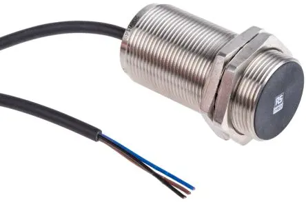 Produktfoto 1 von RS PRO M30 Induktiver Näherungssensor, Zylindrisches Gewindedesign PnP / 200mA 15 mm, IP68, IP69K 30 V dc