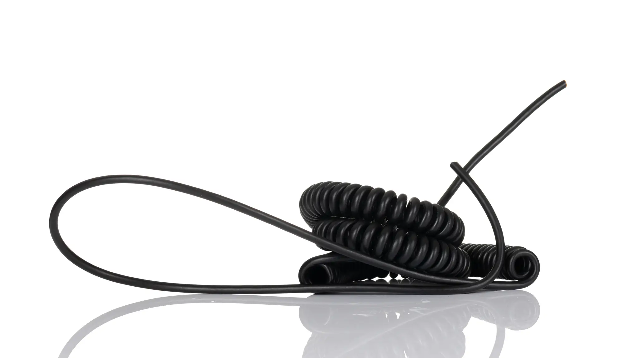 Produktfoto 1 von RS PRO Netzkabel, 4-adrig Schwarz /Ø 4.5 mm Außen-ø , 2 m 50 °C, 250 V, Polyvinylchlorid