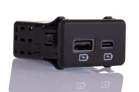 Produktfoto 1 von Molex Auto-Ladegerät, -40 °C Temp. min. 85 °C Temp. max. USB 2.4 A, L. 43 mm T. 45 mm B. 25mm