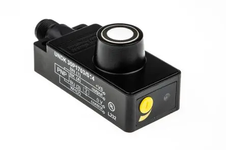 Baumer Näherungssensor Ultraschall, Kubisch 1 m PNP 12 → 30 V dc / 200 mA NO, IP67