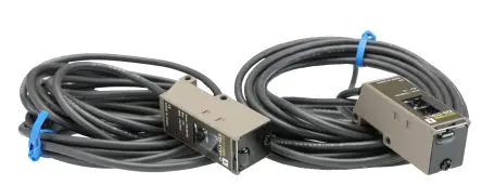 Produktfoto 1 von Omron E3S-C Vierkant Optischer Sensor, Durchgangsstrahl, NPN/PNP Ausgang