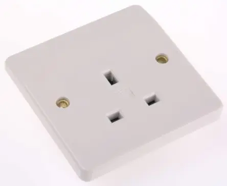 Produktfoto 1 von MK Electric Logic Plus Steckdose Typ G – Britisch 1-fach Innen Hochwertiger Duroplast Weiß / 13A