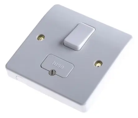 Produktfoto 1 von MK Electric Gesicherte Abzweigdose 1 Ausbrüche Geschaltet 30 mA 12.5 mm min. 250V ac 13A
